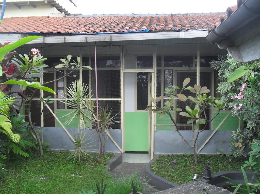 New By Moritz Guest House Bandung Exterior photo